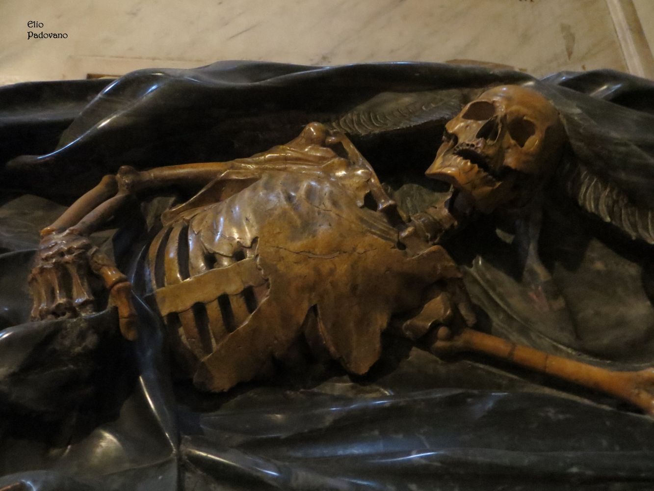 From San Pierino to San Paolino: the dark side of Art in Florence